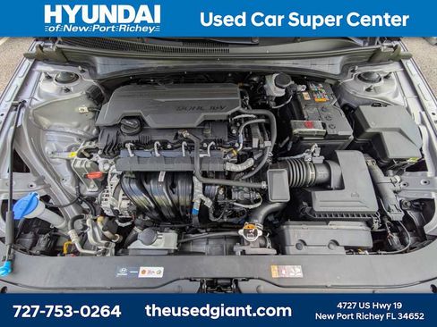 Used 2024 Hyundai Elantra SE FWD image 12