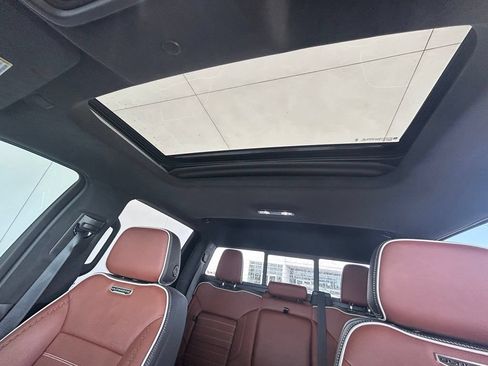 Used 2024 GMC Sierra 3500 Denali Ultimate AWD/4WD image 14