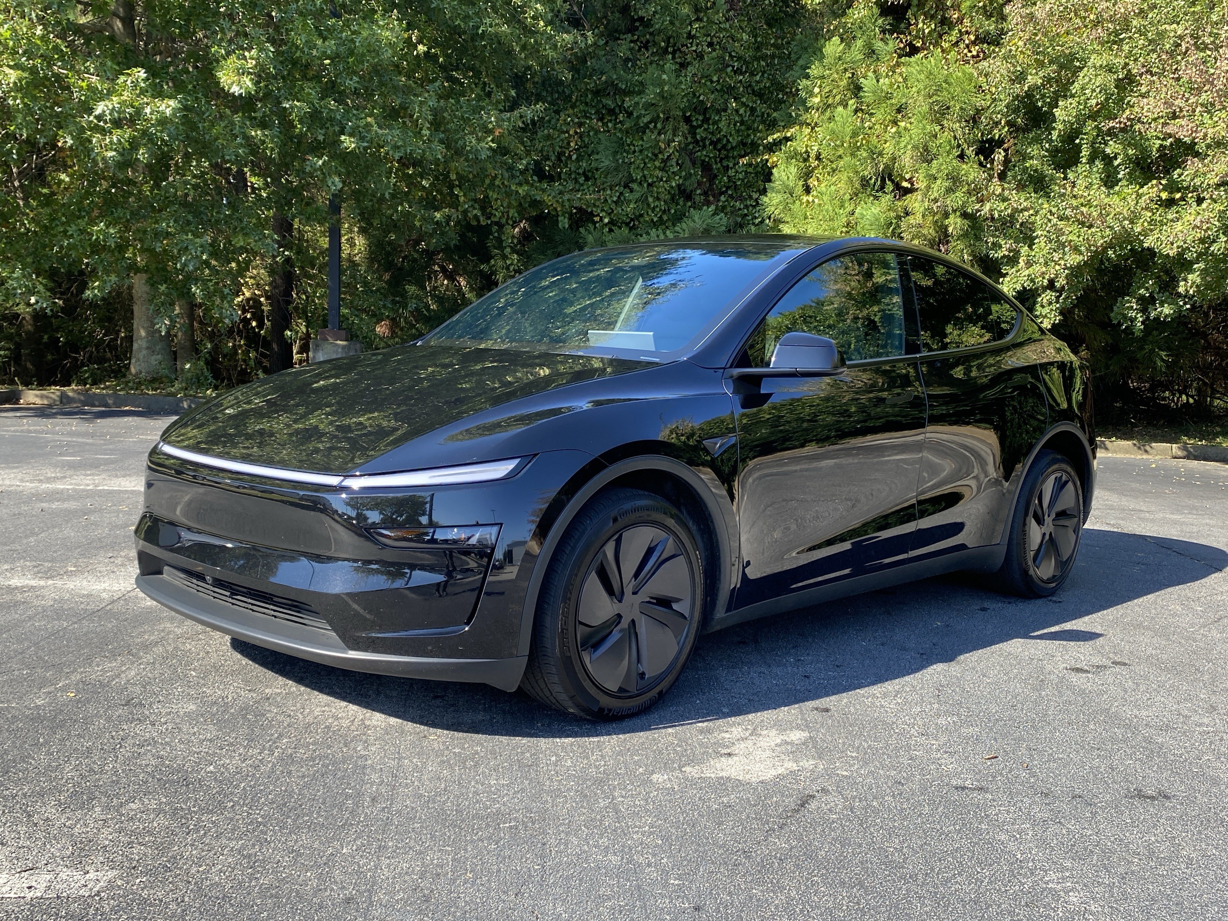 Used 2026 Tesla Model Y AWD image 5