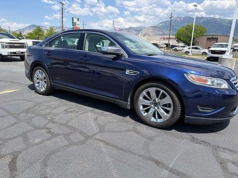 Used 2011 Ford Taurus Limited w/ 303A Rapid Spec Order Code FWD image 3