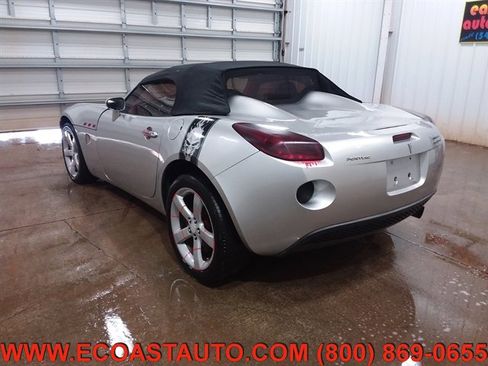 Used 2006 Pontiac Solstice Convertible w/ Power Package image 6