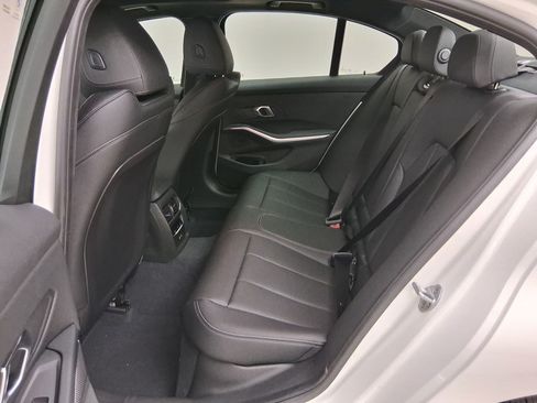 New 2026 BMW 330i Sedan w/ Convenience Package RWD image 48