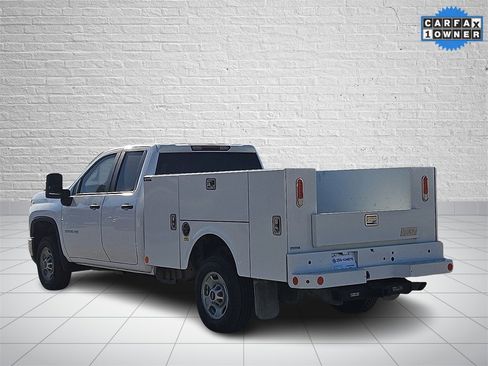 Used 2024 Chevrolet Silverado 2500 W/T w/ WT Convenience Package image 3