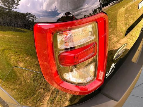 Used 2024 Ford Bronco Sport Outer Banks w/ Tech Package AWD/4WD image 28