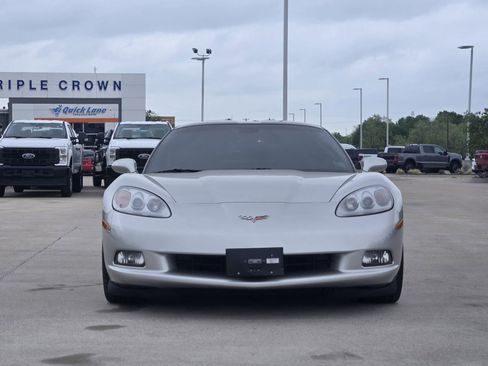 Used 2006 Chevrolet Corvette Coupe image 6