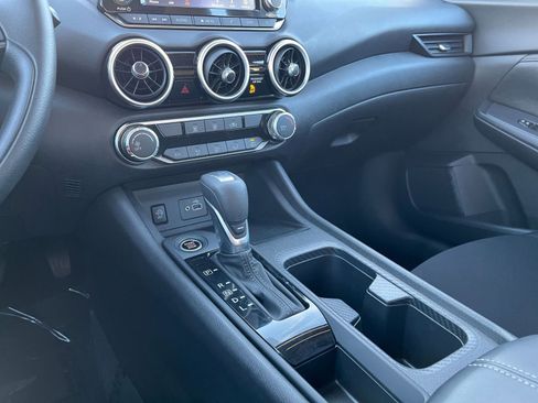 Used 2025 Nissan Sentra S image 39