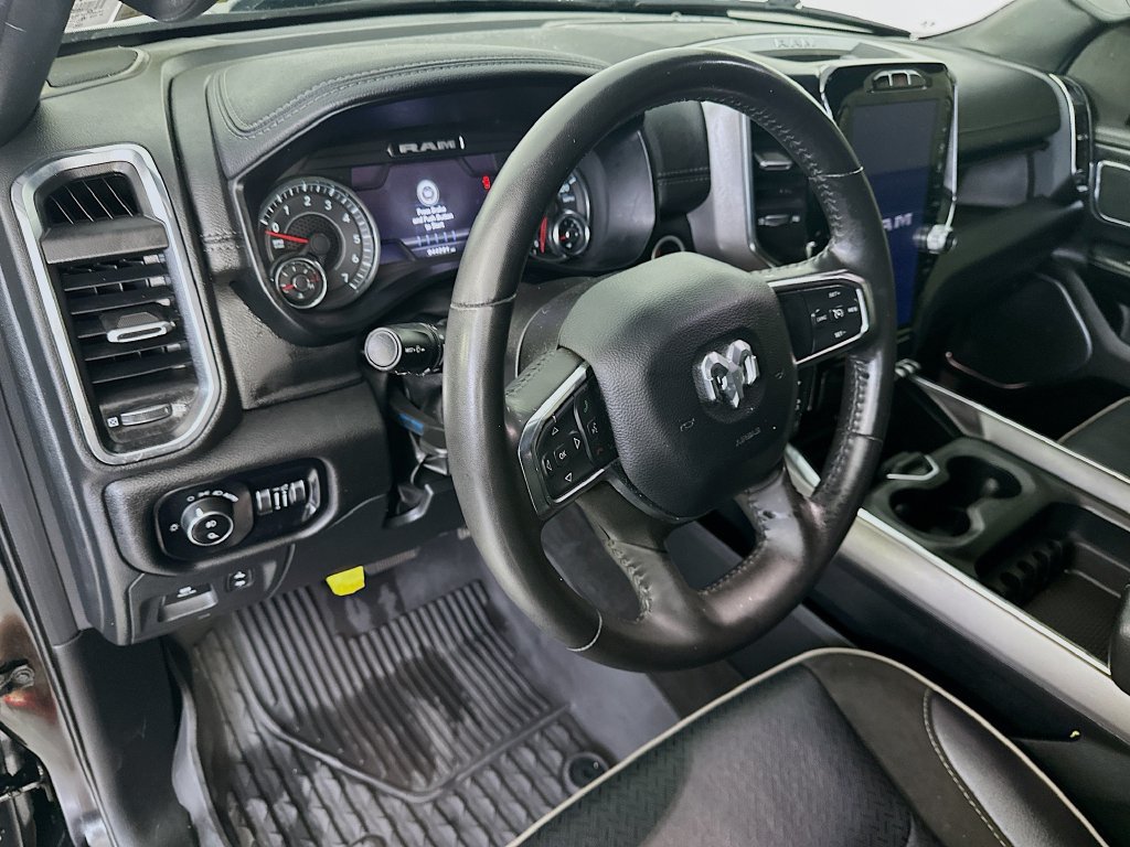 Used 2024 RAM 1500 Laramie AWD/4WD image 30