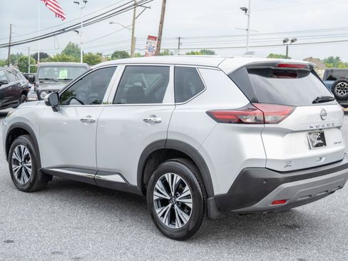 Used 2023 Nissan Rogue SV AWD/4WD image 9