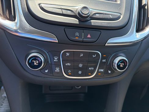 Used 2024 Chevrolet Equinox LT AWD/4WD image 15