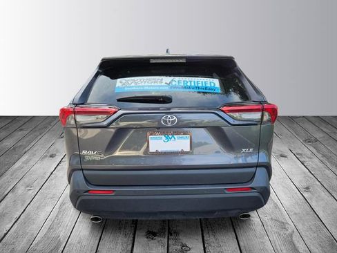 Used 2023 Toyota RAV4 XLE Premium FWD image 4