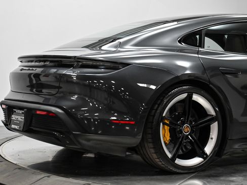 Used 2021 Porsche Taycan Turbo S image 13