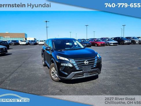 Used 2024 Nissan Rogue S AWD/4WD image 1