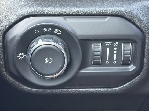 Used 2021 Jeep Wrangler Unlimited Sport AWD/4WD image 19