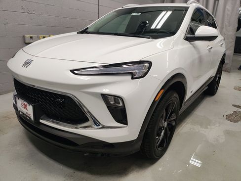 New 2026 Buick Encore GX Sport Touring image 18