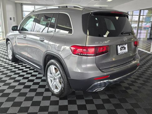 Used 2023 Mercedes-Benz GLB 250 4MATIC image 5