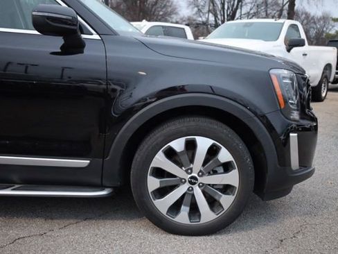 Used 2022 Kia Telluride S image 17