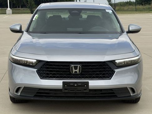 Used 2023 Honda Accord EX image 5