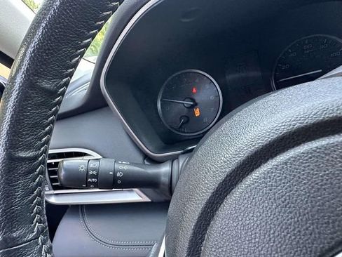 Used 2024 Subaru Outback Limited image 27