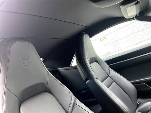 Certified 2025 Porsche 911 Carrera RWD image 26