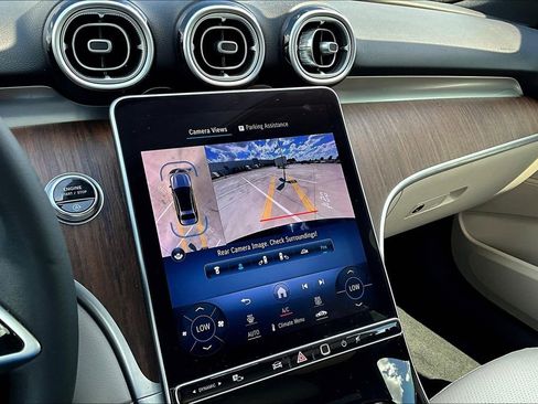 Used 2022 Mercedes-Benz C 300 Sedan image 30