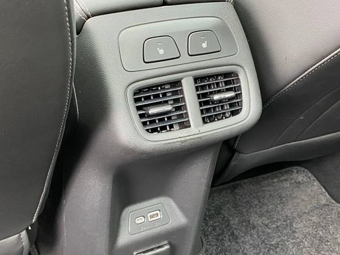 Used 2023 Buick Envision Avenir FWD image 29