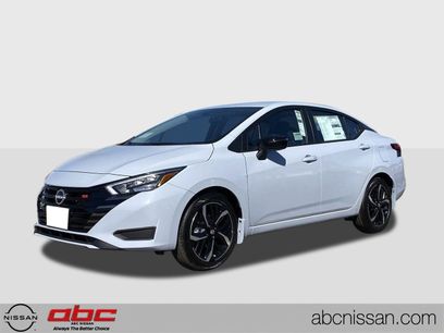 New 2025 Nissan Versa SR w/ Trunk Package