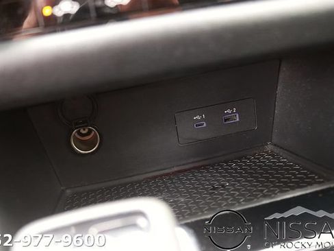Used 2024 Nissan Pathfinder SV AWD/4WD image 19