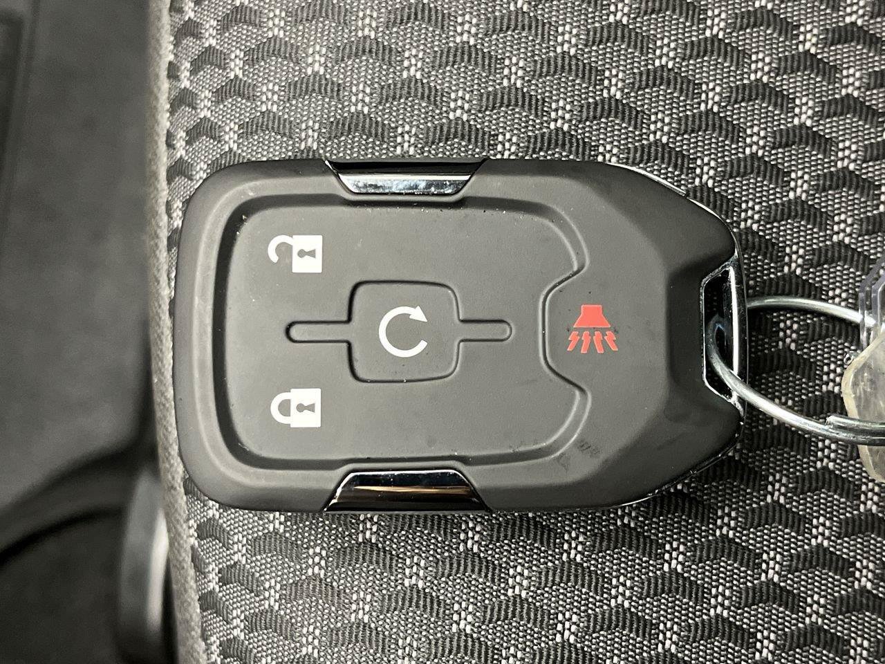 Certified 2023 GMC Terrain SLE w/ Driver Convenience Package AWD/4WD image 30