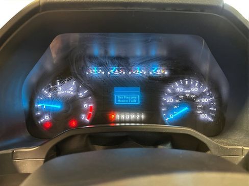 Certified 2017 Ford F250 XL w/ Power Equipment Group AWD/4WD image 24