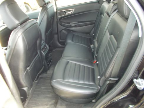 Used 2022 Ford Edge SEL w/ Convenience Package image 7