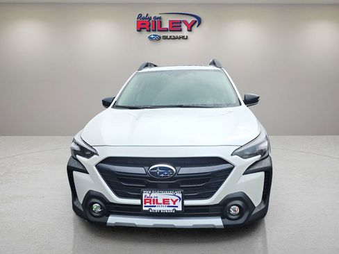 Used 2025 Subaru Outback Limited image 6
