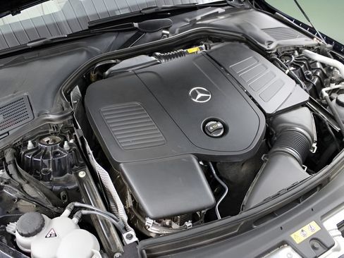 Used 2022 Mercedes-Benz C 300 Sedan image 39