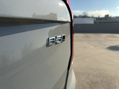 Certified 2025 Volvo XC90 B5 Plus image 40