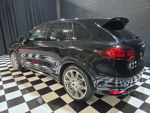 Used 2013 Porsche Cayenne GTS image 26