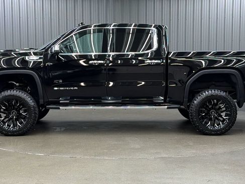Used 2026 GMC Sierra 1500 SLT AWD/4WD image 2