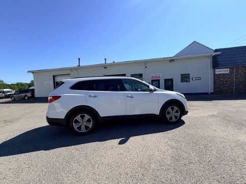 Used 2013 Hyundai Santa Fe GLS AWD/4WD image 24