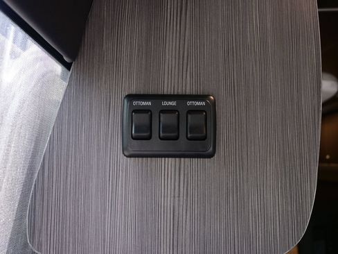 Used 2020 Mercedes-Benz Sprinter 3500 image 33