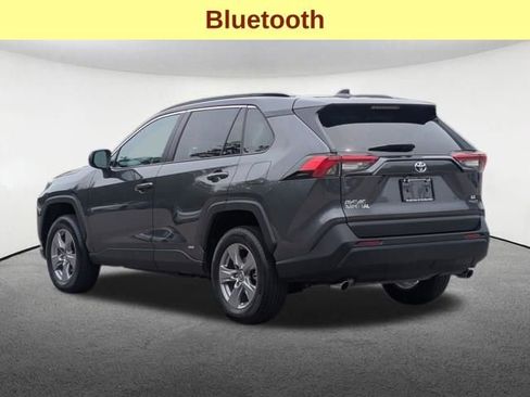 Used 2022 Toyota RAV4 LE AWD/4WD image 7