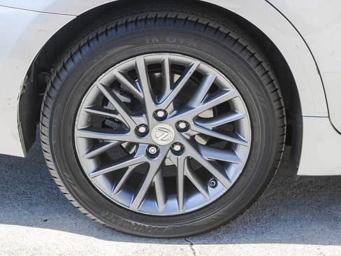 Used 2018 Lexus ES 350 w/ Navigation System Package FWD image 8