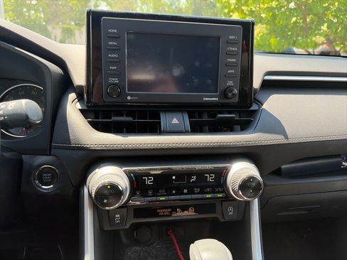 Certified 2021 Toyota RAV4 XLE AWD/4WD image 6