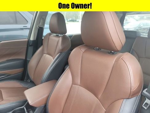 Used 2023 Subaru Forester Touring image 8