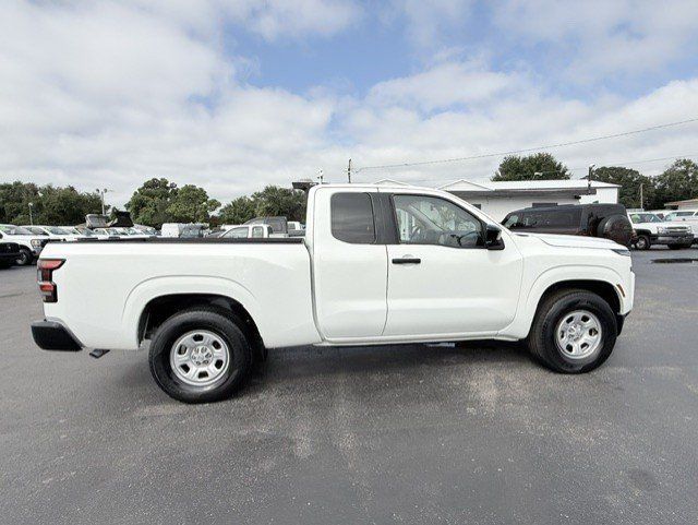 Used 2024 Nissan Frontier S w/ S Utility Package RWD image 4