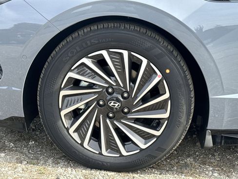 New 2026 Hyundai Sonata Limited image 12