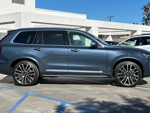New 2025 Volvo XC90 B6 Ultra image 4