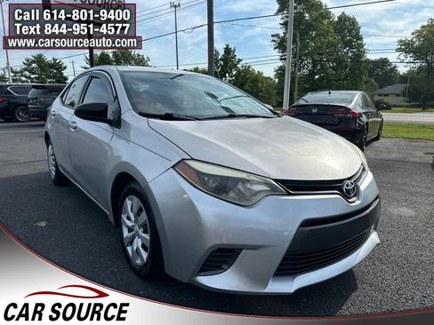 Used 2016 Toyota Corolla LE FWD image 12