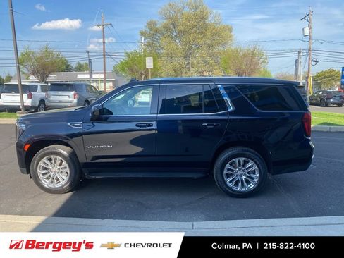 Certified 2022 GMC Yukon SLE w/ Gmc Pro Safety Plus Package AWD/4WD image 8