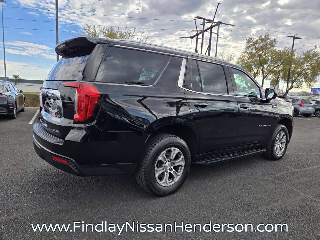 Used 2023 GMC Yukon SLE RWD image 6