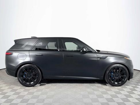 Used 2026 Land Rover Range Rover Sport Dynamic SE AWD/4WD image 4