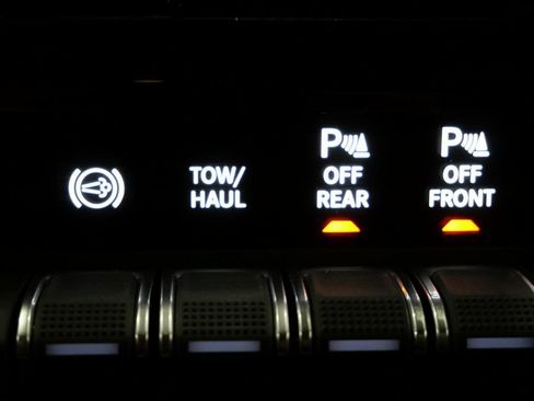 New 2025 RAM 2500 Big Horn image 16