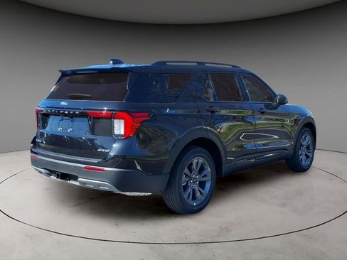 New 2026 Ford Explorer Active image 8
